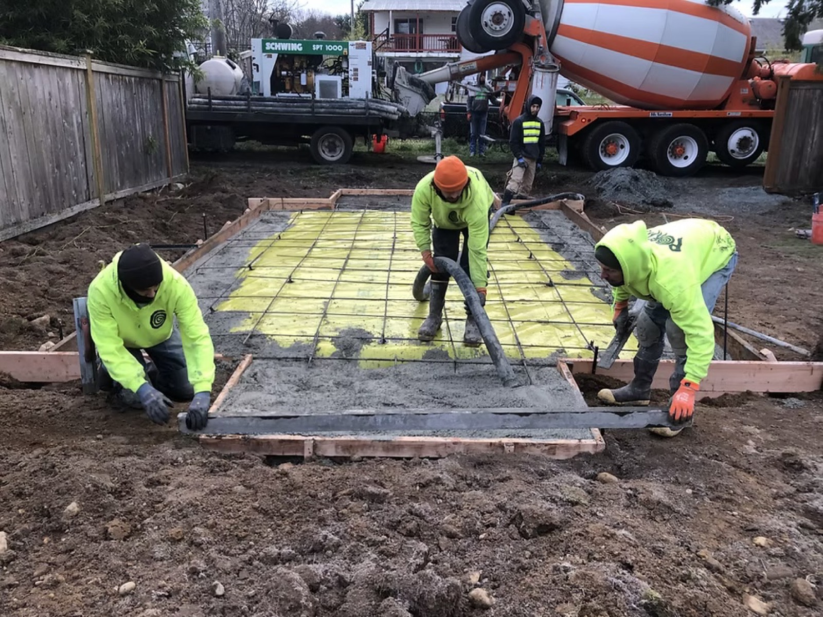 Portal crew at work 9